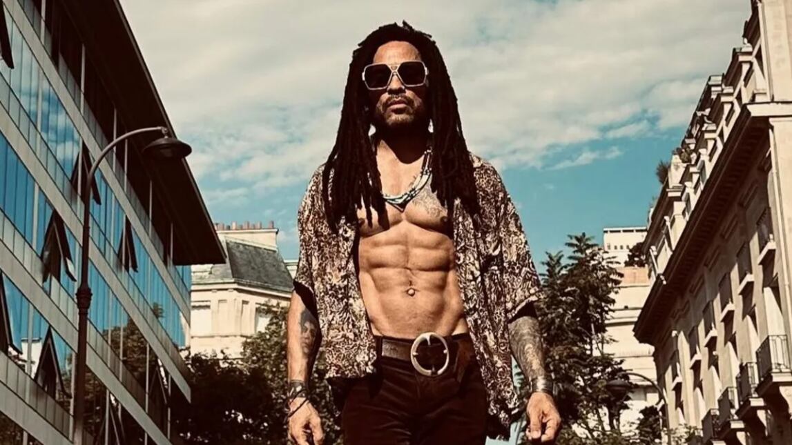 Así es el estado físico de Lenny Kravitz a sus 60 años.