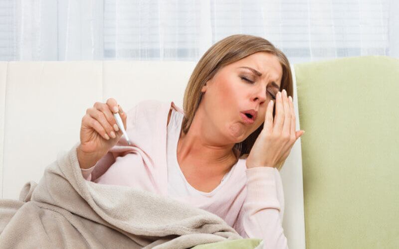 Las personas fatiga y tos deben hablar con experto sobre la Fiebre del Valle