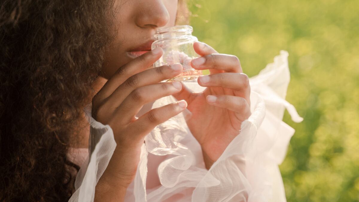 Si de pronto sientes el olor de una persona, aunque no esté presente, podría tratarse de una alucinación