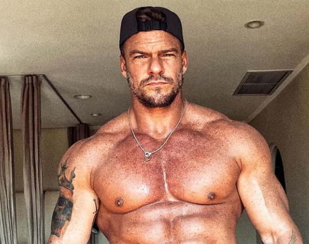 alan ritchson