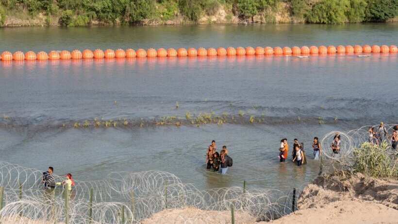 La instalación de las boyas fue defendida por Texas, argumentando que con esta acción defienden la frontera de los inmigrantes.
