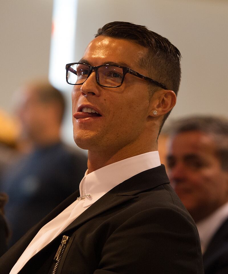 Cristiano Ronaldo salario