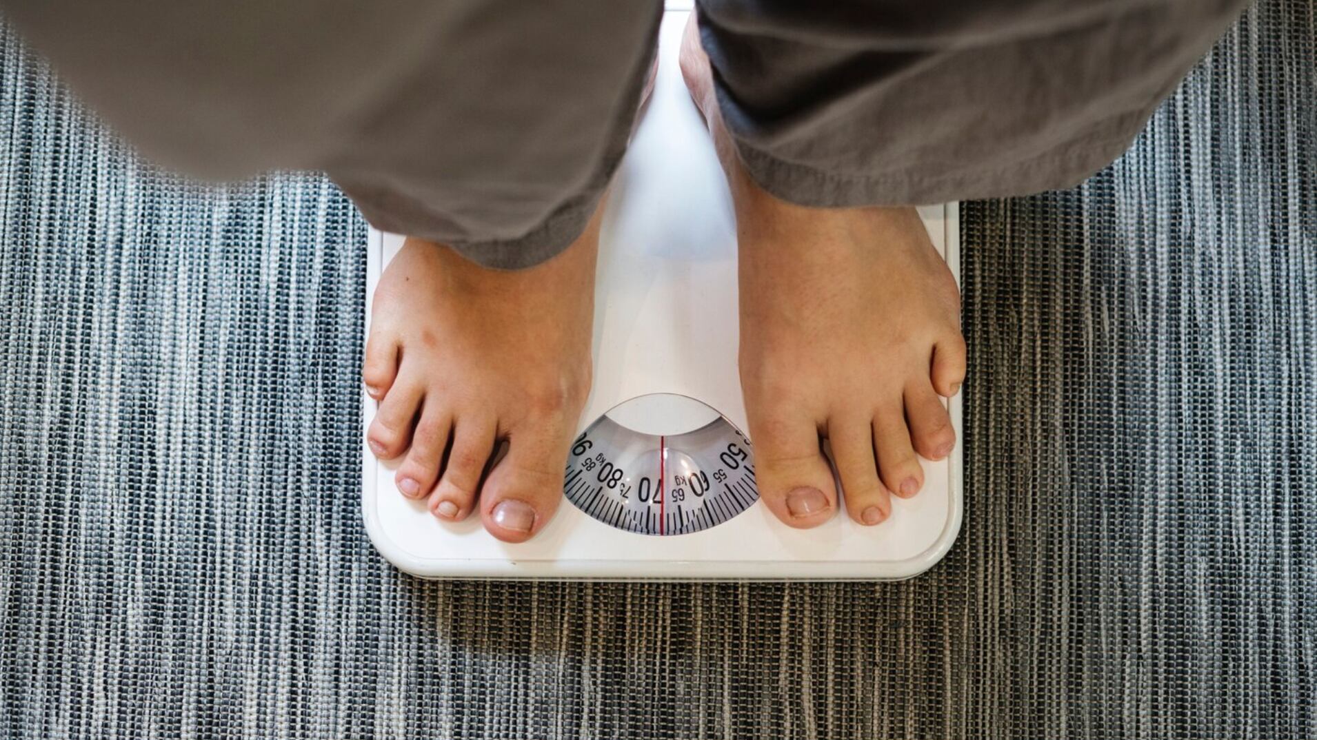 Ajusta tu alimentación e incluye ejercicio a tu día