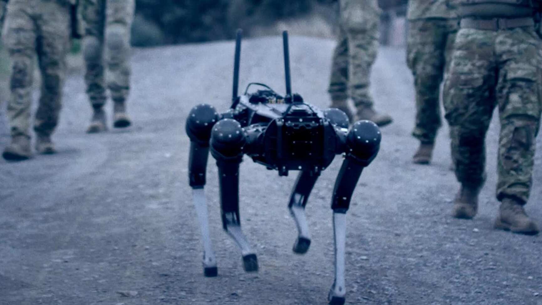 Robot controlado por la mente