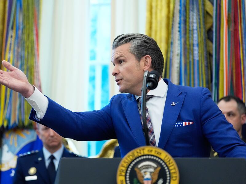 VIDEO: Estados Unidos atacó tres nuevas embarcaciones en el Pacífico con un resultados de ocho muertos