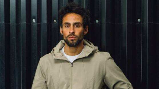 Jorge Valdivia reaparece tras ser dado de alta y da consejo a sus seguidores