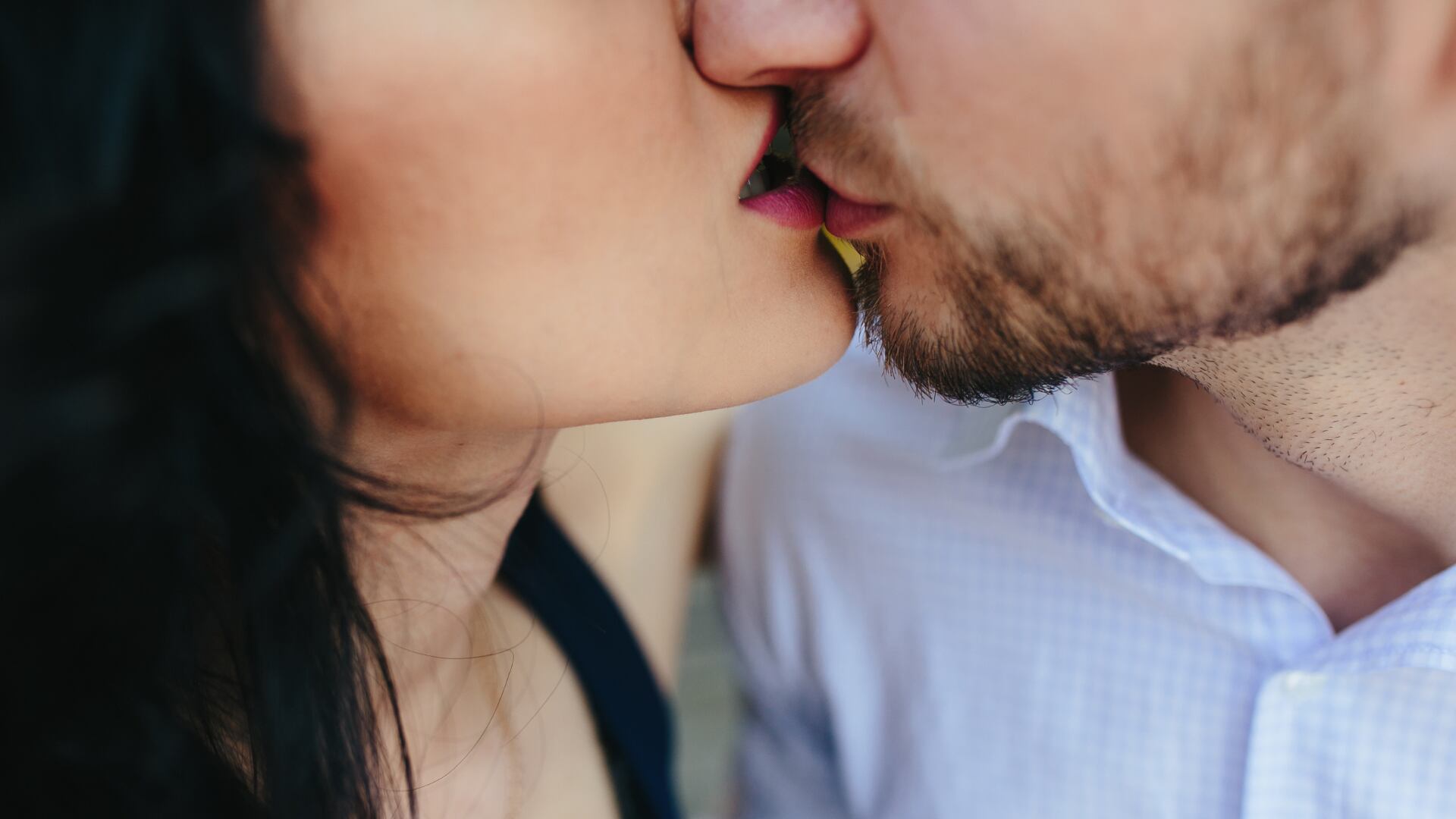 Ellos son los hombres del zodíaco que al besarte, inevitablemente pedirás más