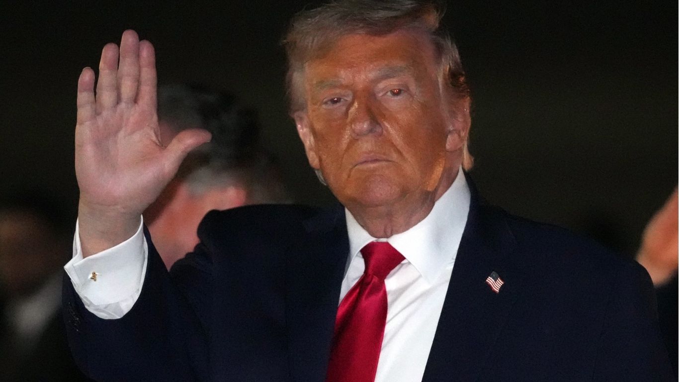 Donald Trump anuncia ataque contra Irán