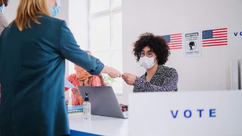 Es importante registrarse para emitir el voto en Estados Unidos.