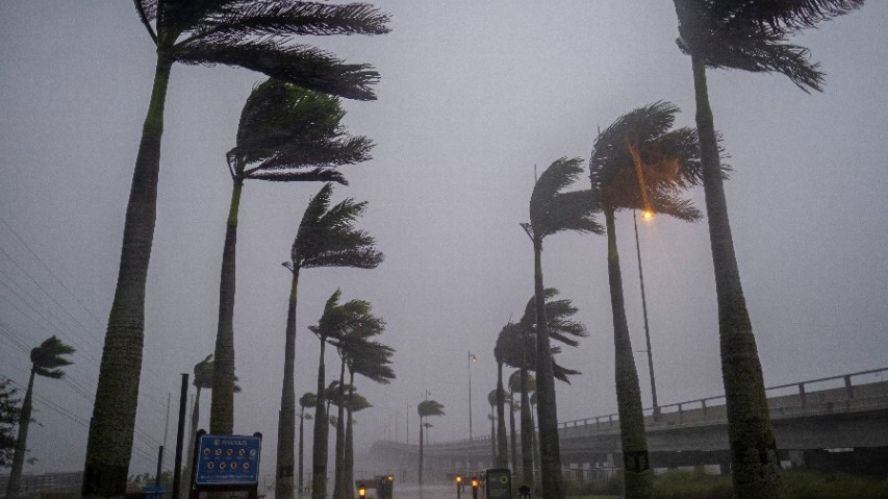 Podría convertirse en Huracán al entrar a Florida.