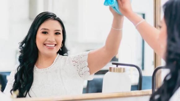 Esta influencer mexicana Vanesa Amaro aplicó la inteligencia con su esposo y ahora son líderes.