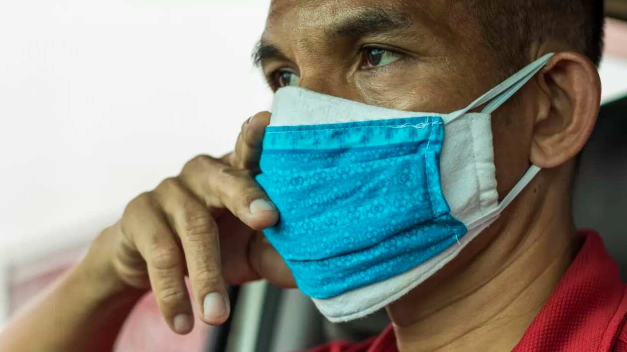 Cubrebocas doble reduce hasta 90% los contagios de coronavirus