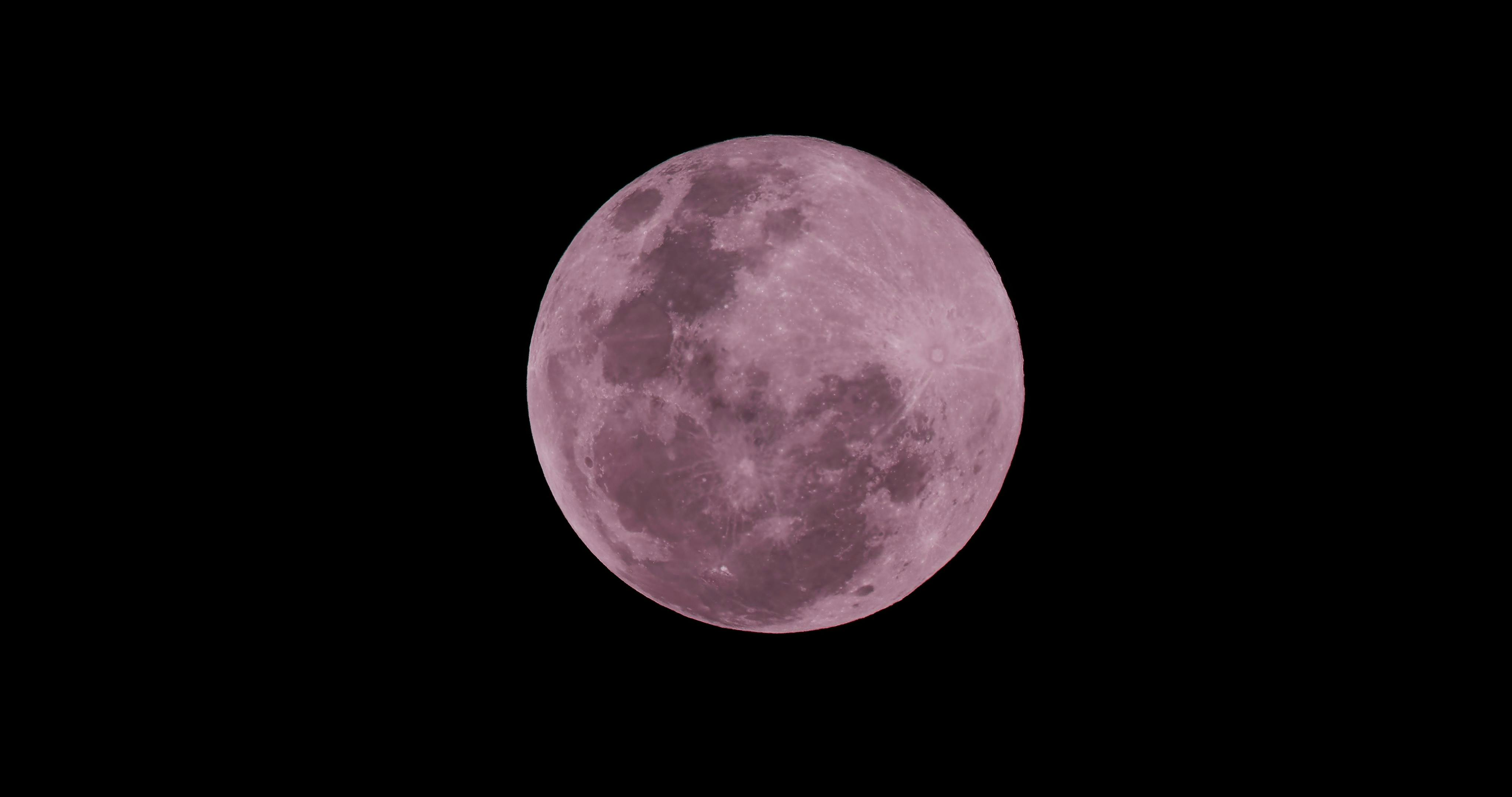 Luna Rosa 2026, descubre qué significa, cómo verla y cuándo este mes de abril