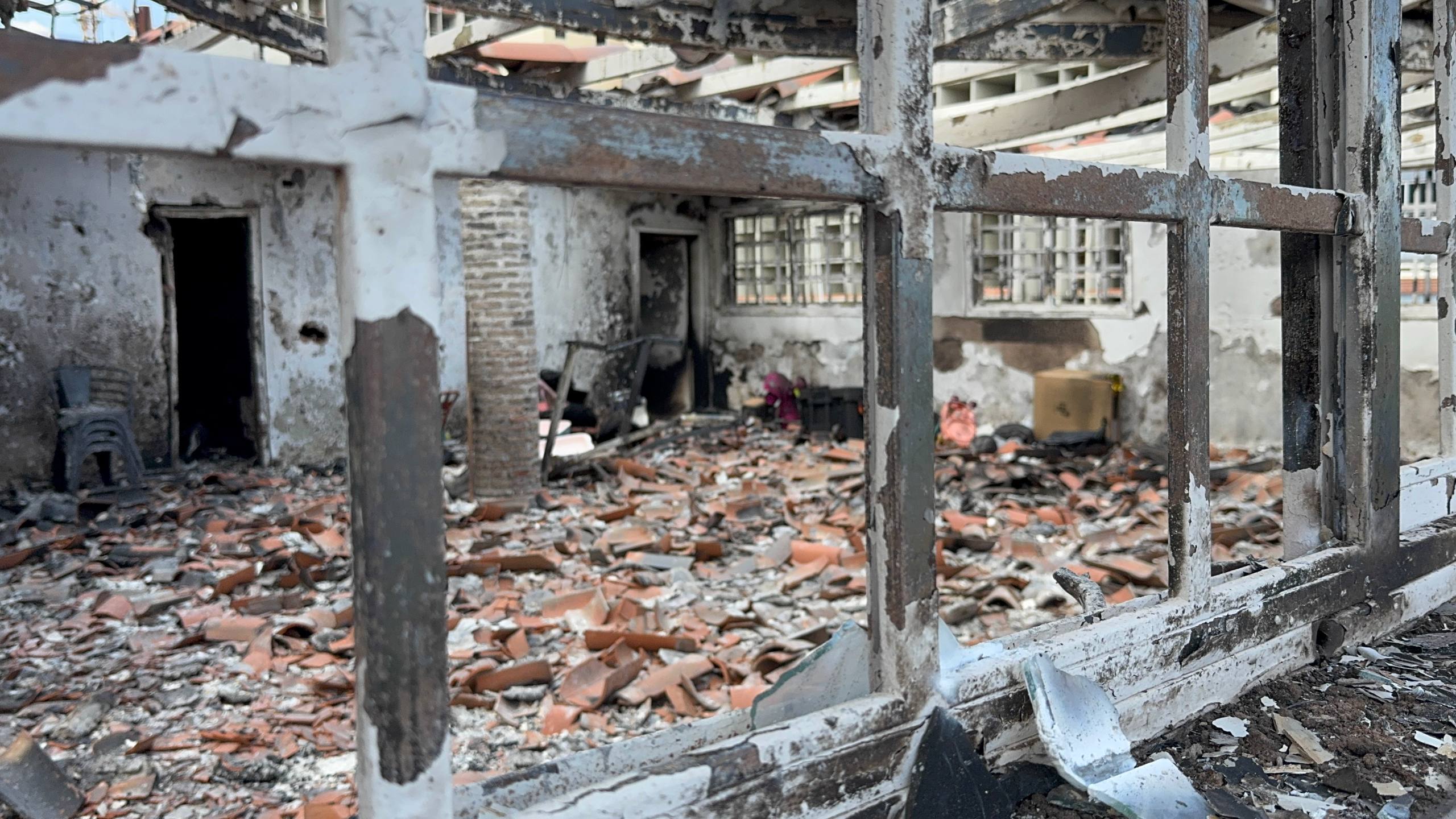 Impactantes imágenes revelan la devastación tras ataque de EE. UU. en zona civil y militar