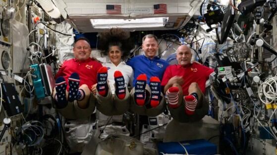 Estar en el espacio no impidió que los astronautas Don Pettit, Nick Hague, Butch Wilmore y Suni Williams votaron en las elecciones de EEUU
