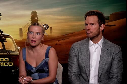 Millie Bobby Brown sorprende a Chris Pratt al revelar su nombre real completo