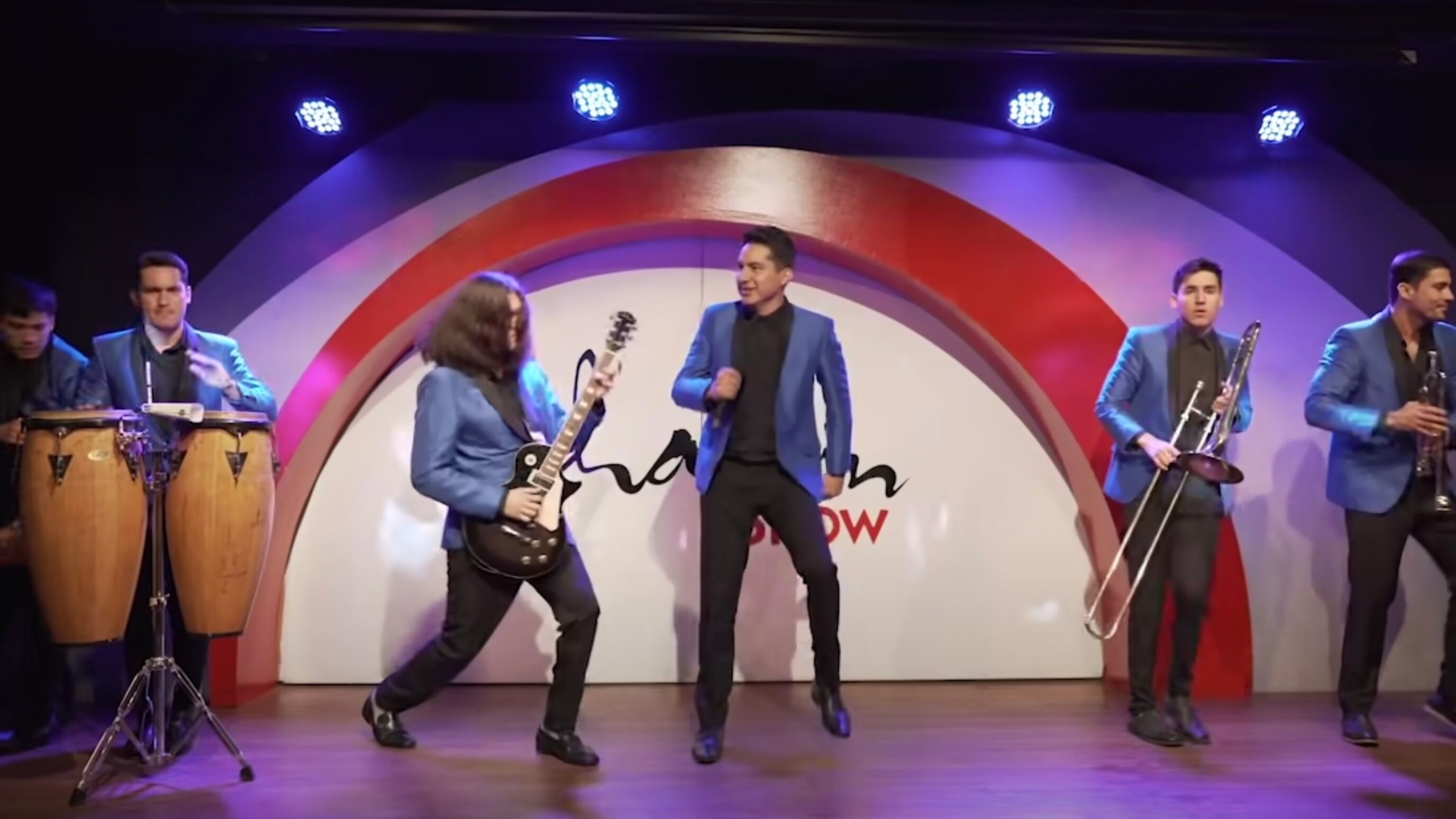 Transforman “17 años”, de Los Ángeles Azules, en “La cumbia de la vacunación” y se vuelve viral en TikTok