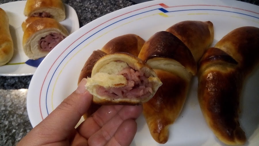 El cachito es el producto que más vende la pandería de venezolanos.