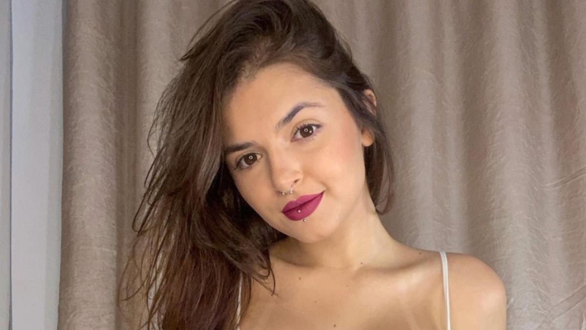 Modelo de OnlyFans de Brasil denuncia discriminación en un supermercado de Brasil.