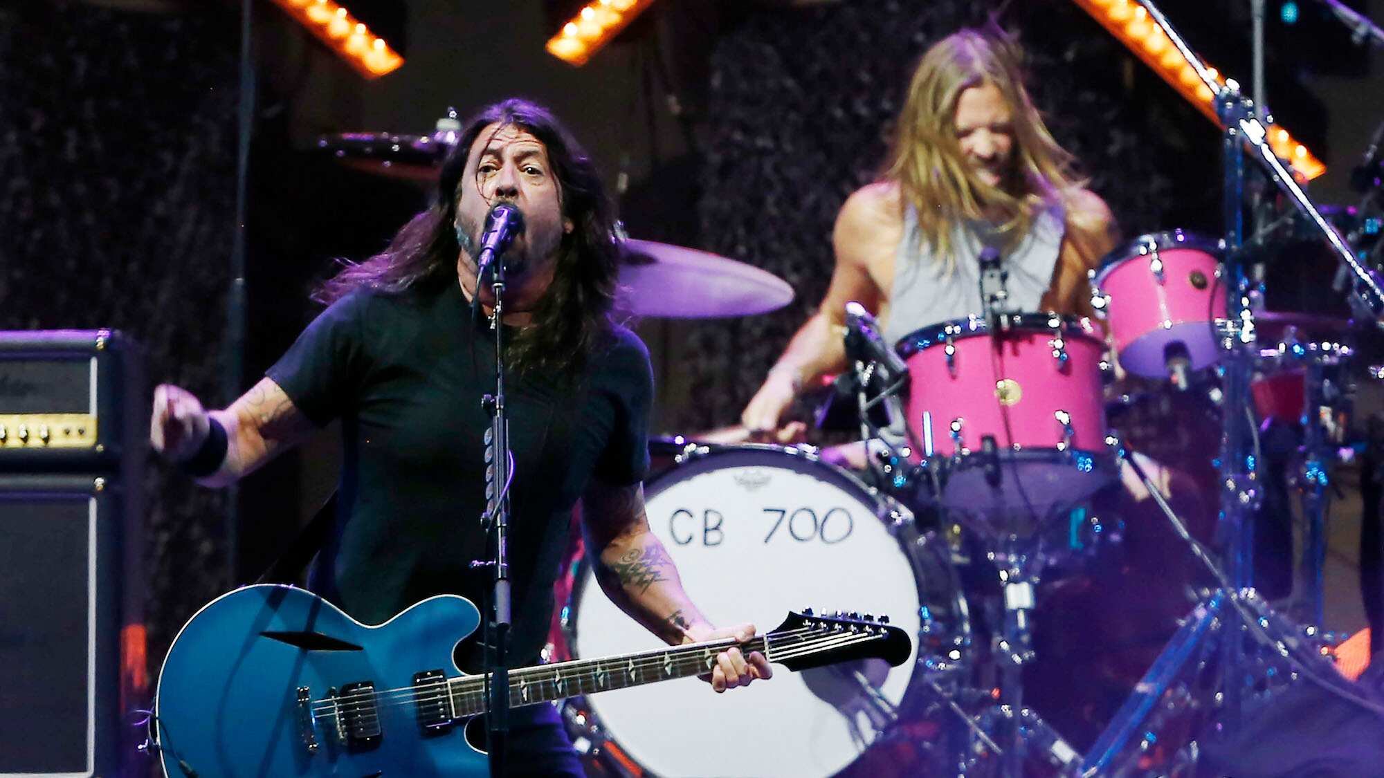 A pesar de la muerte de Taylor Hawkins, Foo Fighters continuará creando música.