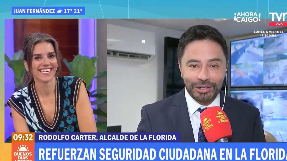 Cuando el reloj marcaba las 08 de la mañana, todo el equipo del matinal Buenos días a todos saludó a sus televidentes, excepto una. María Luisa Godoy no se encontraba en el estudio, a pesar que el día lunes estuvo al pie del cañón, tras su participación animado el Festival de Viña del Mar 2024.
Su ausencia fue motivo de bromas de parte de sus compañeros, quienes no dudaron en chacotear con su retraso cuando hizo su aparición triunfal, pasadas las 09 de la mañana, consignó Página 7.
“La recibimos con aplausos cuando son ‘solo’ las 9 de la mañana con 16 minutos”, dijo Eduardo Fuentes, en tono de broma.
“Perdón el atraso, pero estaba dejando a mis hijas en el colegio”, se excusó María Luisa, quien aprovechó de contar cómo le fue en su rol de madre, tras el retorno de los niños a las salas de clases.
“(Me fue) bien, pero no quiero que crezcan más. Fui a dejar a las tres mayores. El jueves Ignacio entra al jardín y Domingo todavía no”, contó respecto al itinerario de cada uno de sus retoños.
Pero, las bromas no quedaron ahí, puesto que hasta el mismísimo alcalde de La Florida, Rodolfo Carter, le lanzó un amistoso comentario respecto a su retraso.
“Alguien me contó por ahí que una conductora fue a dejar a los niños en la mañana y se atrasó”, bromeó.
“Sanguchito de palta los compañeros”, reclamó risueña María Luisa.
“A todos nos pasa. Mis niños están a pocas cuadras de la casa y el taco era kilométrico. Todos los papás queremos ir a dejar a nuestros hijos al colegio”, empatizó.