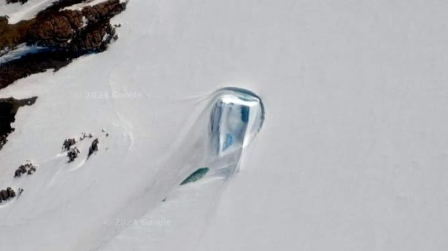 Puerta en la Antártica/Google Maps