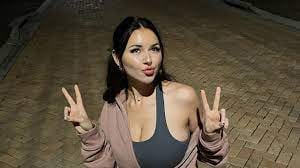 La joven optó por terminar su relación con Glenn, con quien creaba contenido para OnlyFans, luego de más de ocho años.