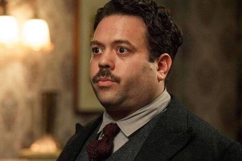 Así fue el impresionante cambio físico de Dan Fogler para “The Walking Dead”, después de “Animales Fantásticos”