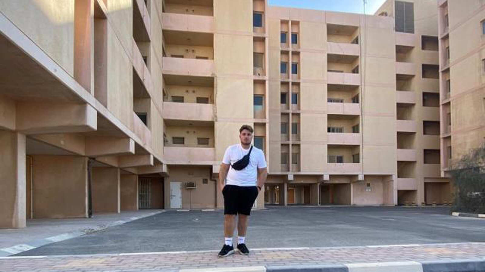 Turista en Qatar descubre una ciudad “abandonada” en rincones del país