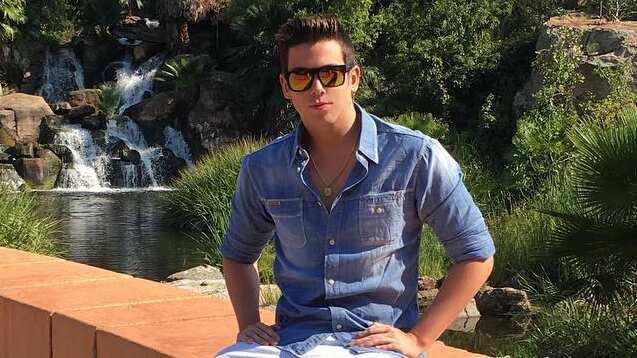 Nano Calderón afirmó que tras titularse de abogado no ejercerá la profesión, sino que seguirá realizando sus negocios actuales.