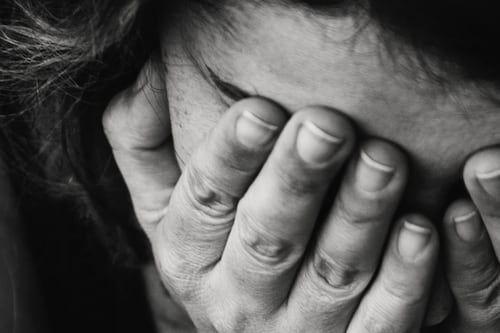 “Siento que estoy muerta en vida”: habló la madre de uno de los detenidos por la violación grupal en Palermo