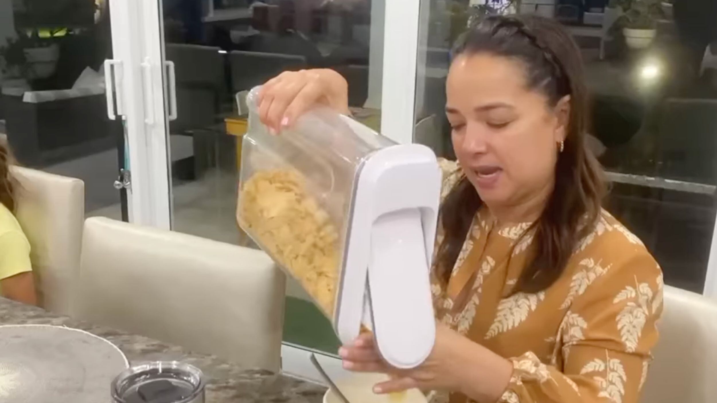 Cereal congelado y las extrañas manías de Adamari López