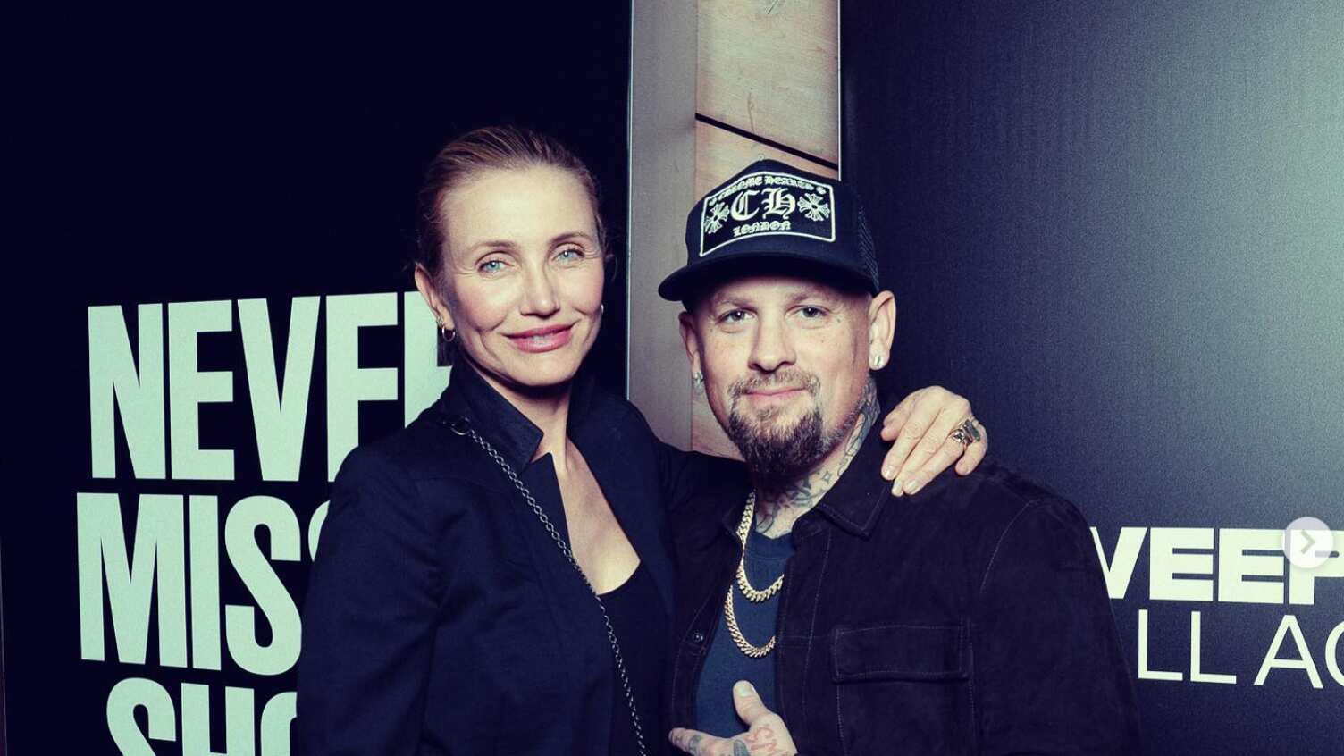 Tienen una bella familia con dos hijos