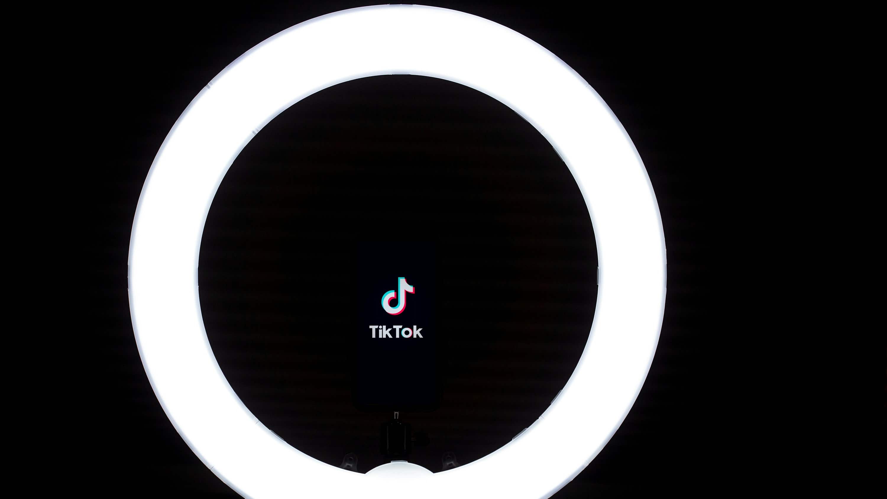 La introducción de la herramienta de control deslizante en TikTok es un desarrollo emocionante que ofrece a los usuarios una nueva forma de personalizar su experiencia en la plataforma.