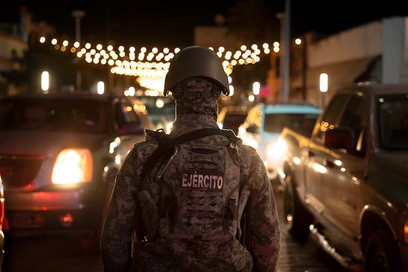 Atentado a militares mexicanos