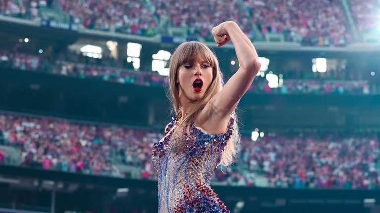 Estrella del fútbol americano es la nueva pareja de Taylor Swift