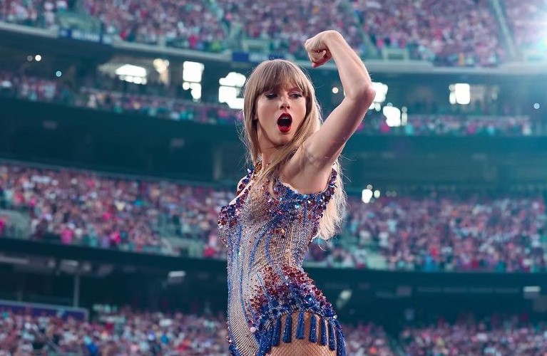 Estrella del fútbol americano es la nueva pareja de Taylor Swift