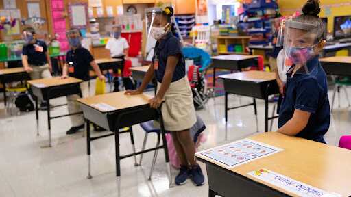 Corte Suprema de Texas bloquea mandatos de uso de mscarilla en Bextor y Dallas