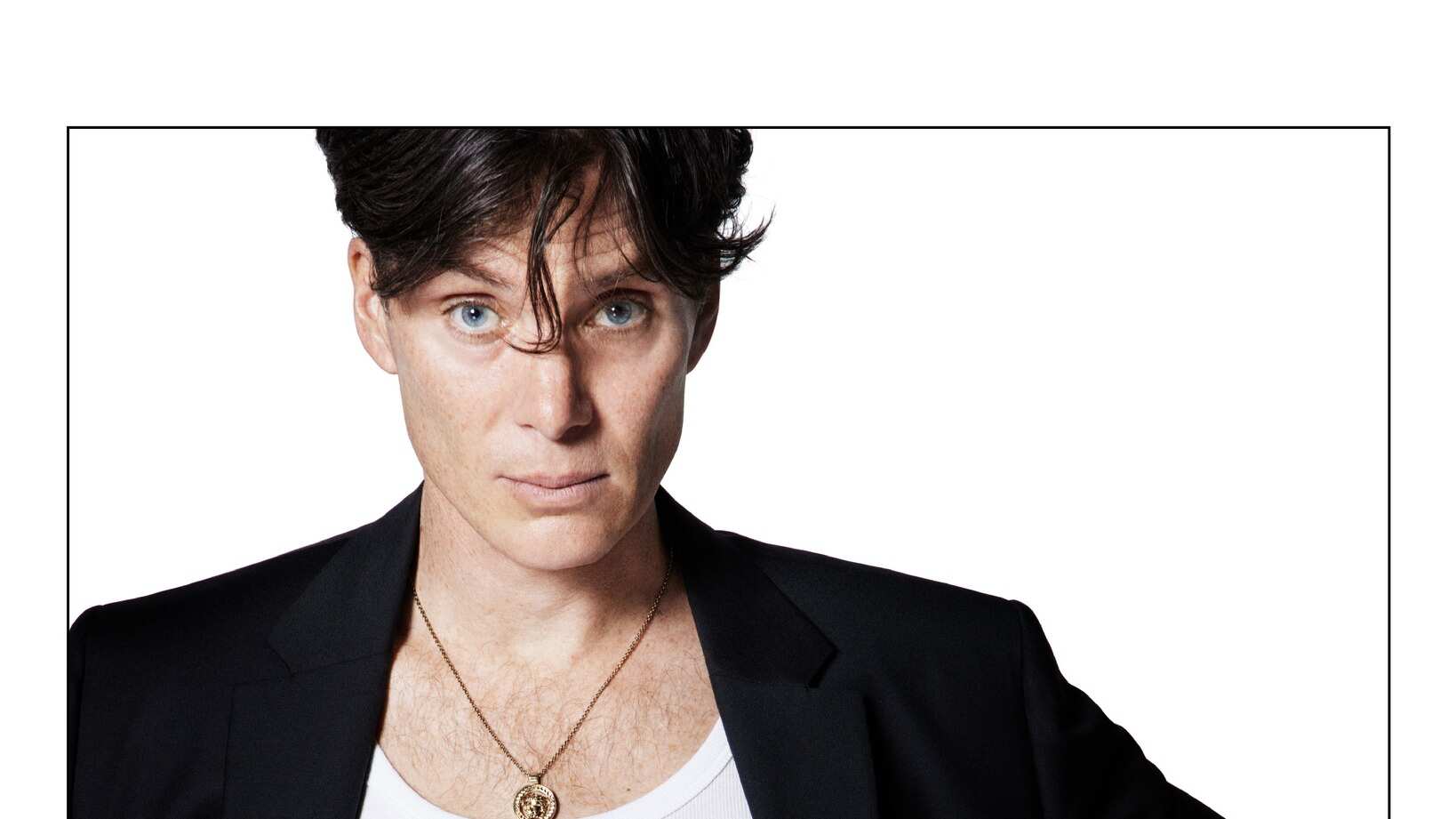 Cillian Murphy es la nueva imagen de Versace.