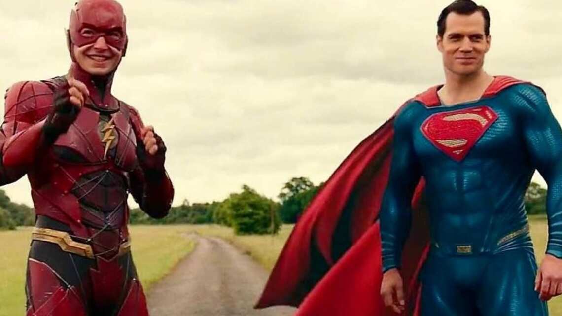 Sigue la eterna crisis con la producción de The Flash y ahora se habría sumado a Henry Cavill como Superman para aparecer en nuevas escenas improvisadas.