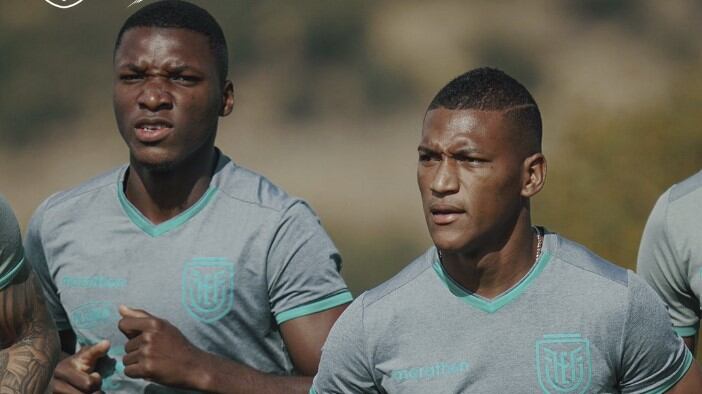 Moisés Caicedo y Carlos Gruezo