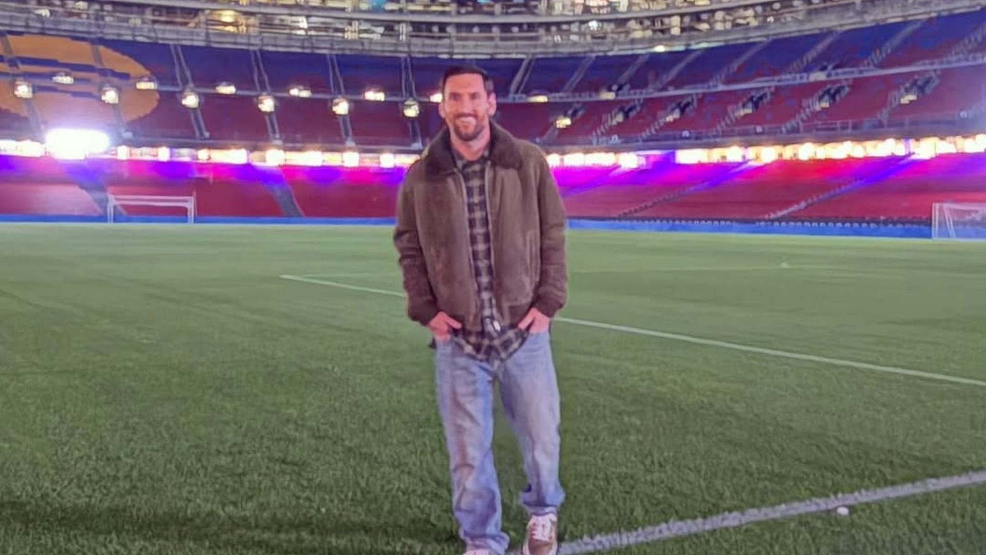 Lionel Messi volvió a Barcelona, se metió al estadio e ilusionó a los hinchas: “Ojalá algún día pueda volver”