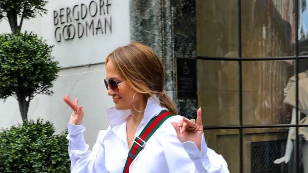 A bermuda ciclista fica ótima em todas as idades e Jennifer Lopez pode provar