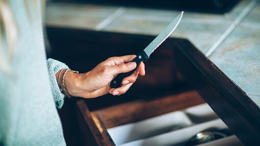 Mujer que acabó con la vida de su novio evitará la cárcel en California.