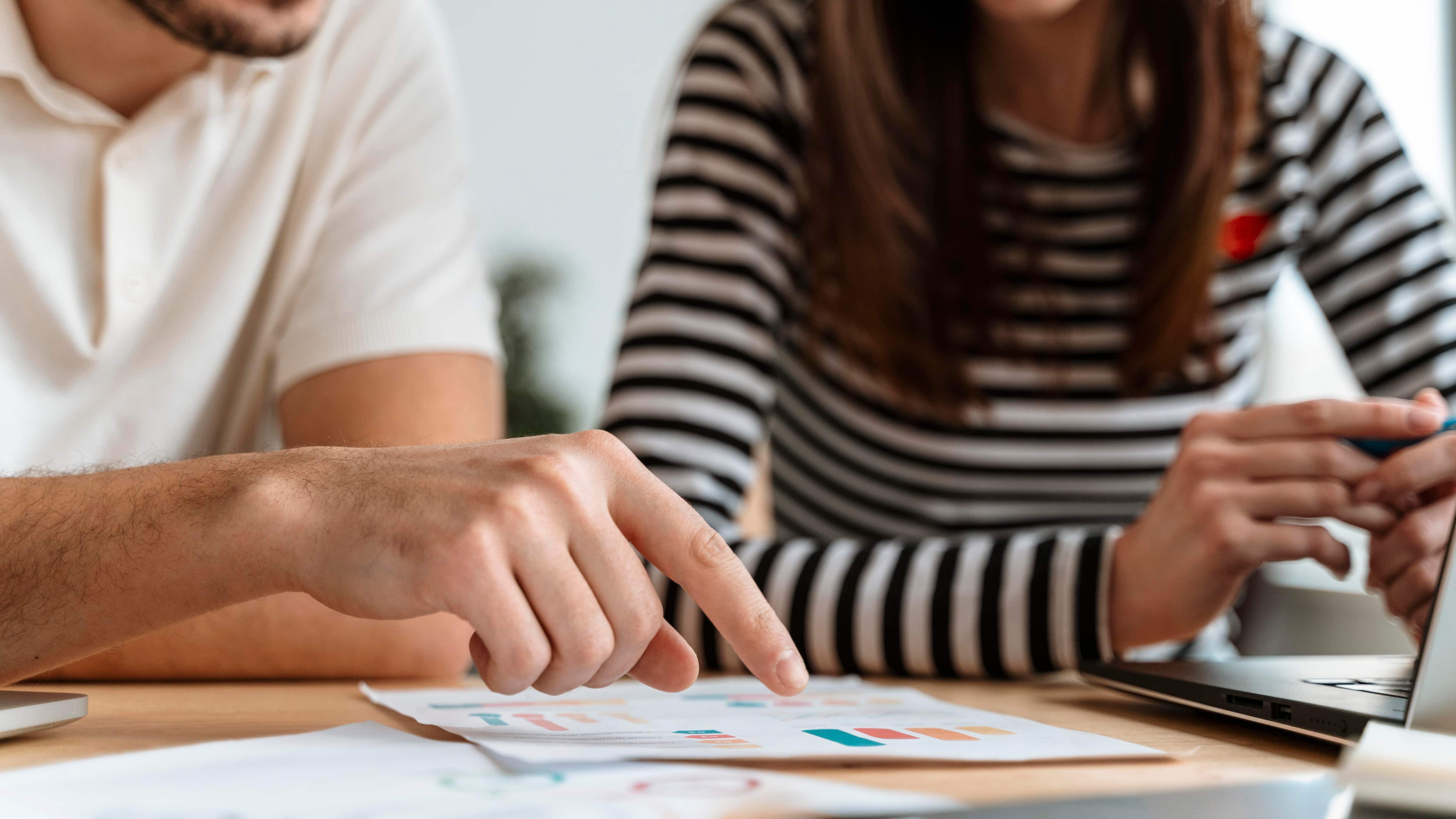 Aunque las fintech y la banca tradicional comparten el mismo sector, sus enfoques y prioridades son bastante distintos. Foto: Freepik.