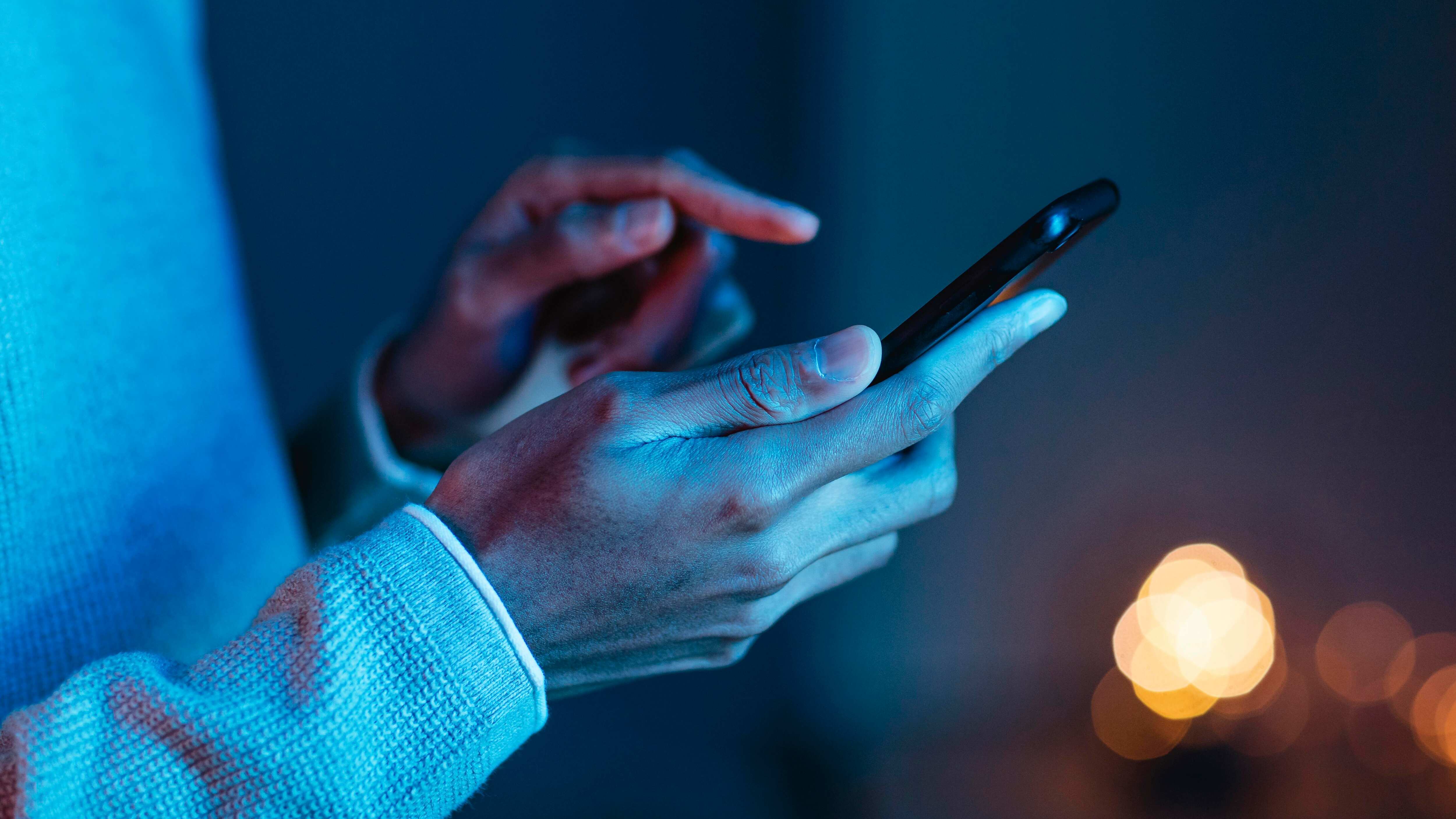 Veja como não ser mais uma vítima do 'golpe do Tinder'