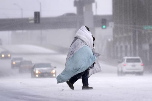 ¡Insólito! Vagones del metro de Chicago se convierten en refugio contra el frío extremo