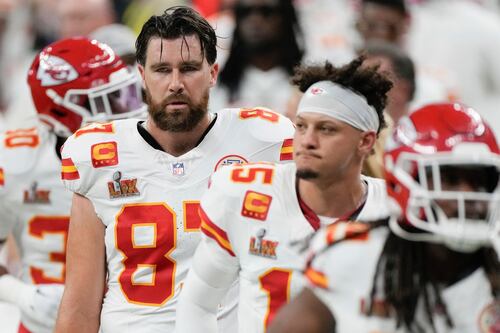 EEUU acusó a siete chilenos por hurtar en casas de atletas como Travis Kelce y Patrick Mahomes