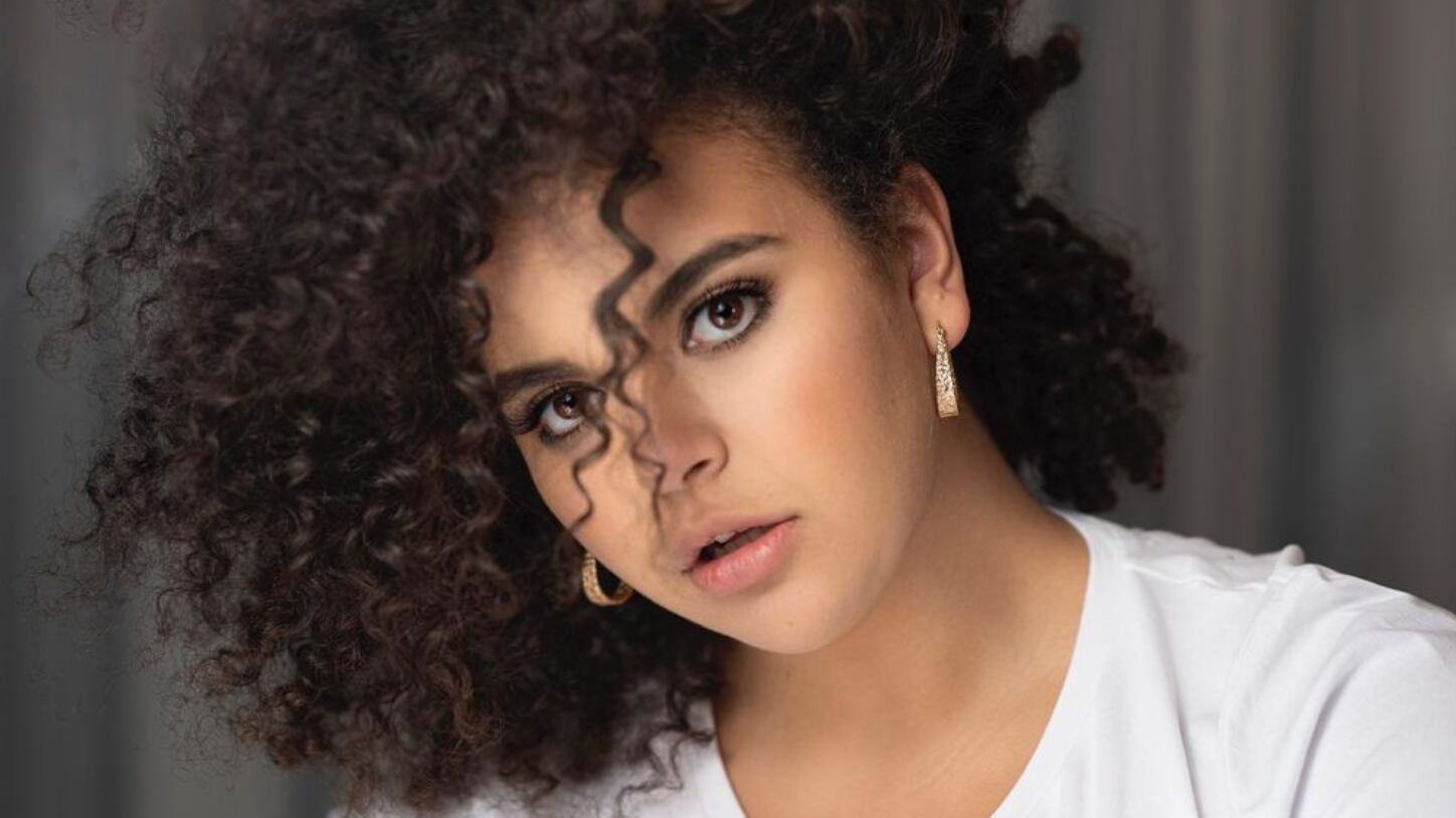 Es una de las artistas jóvenes más talentosas