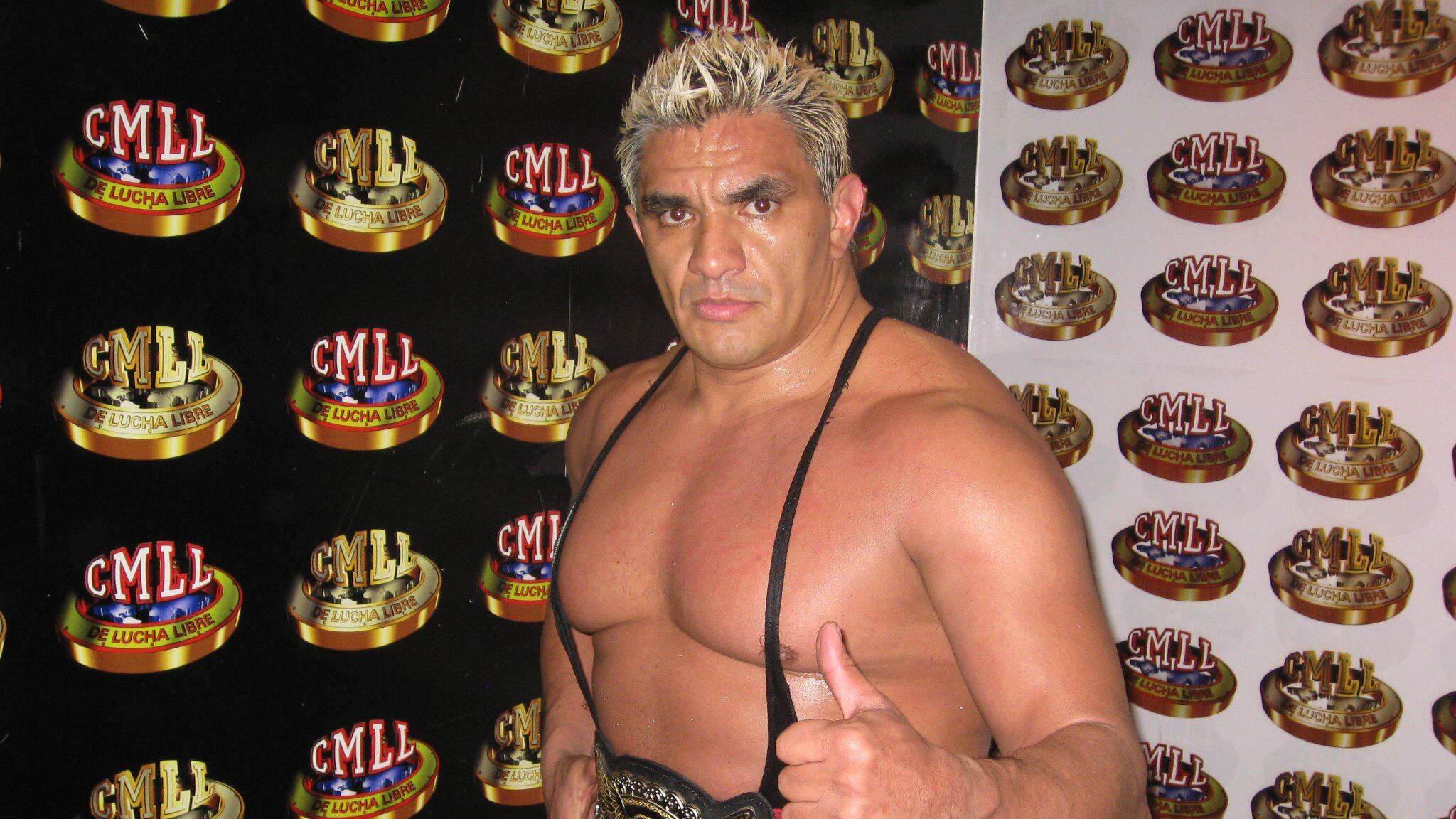 El rector de la Universidad de los Guapos se despide de los cuadriláteros I ESPECIAL